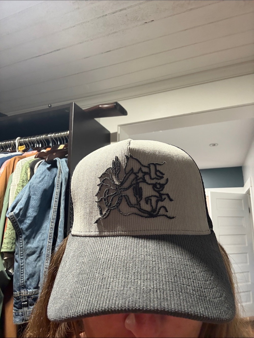 Gray Trucker Cap with Embroidered Graphic